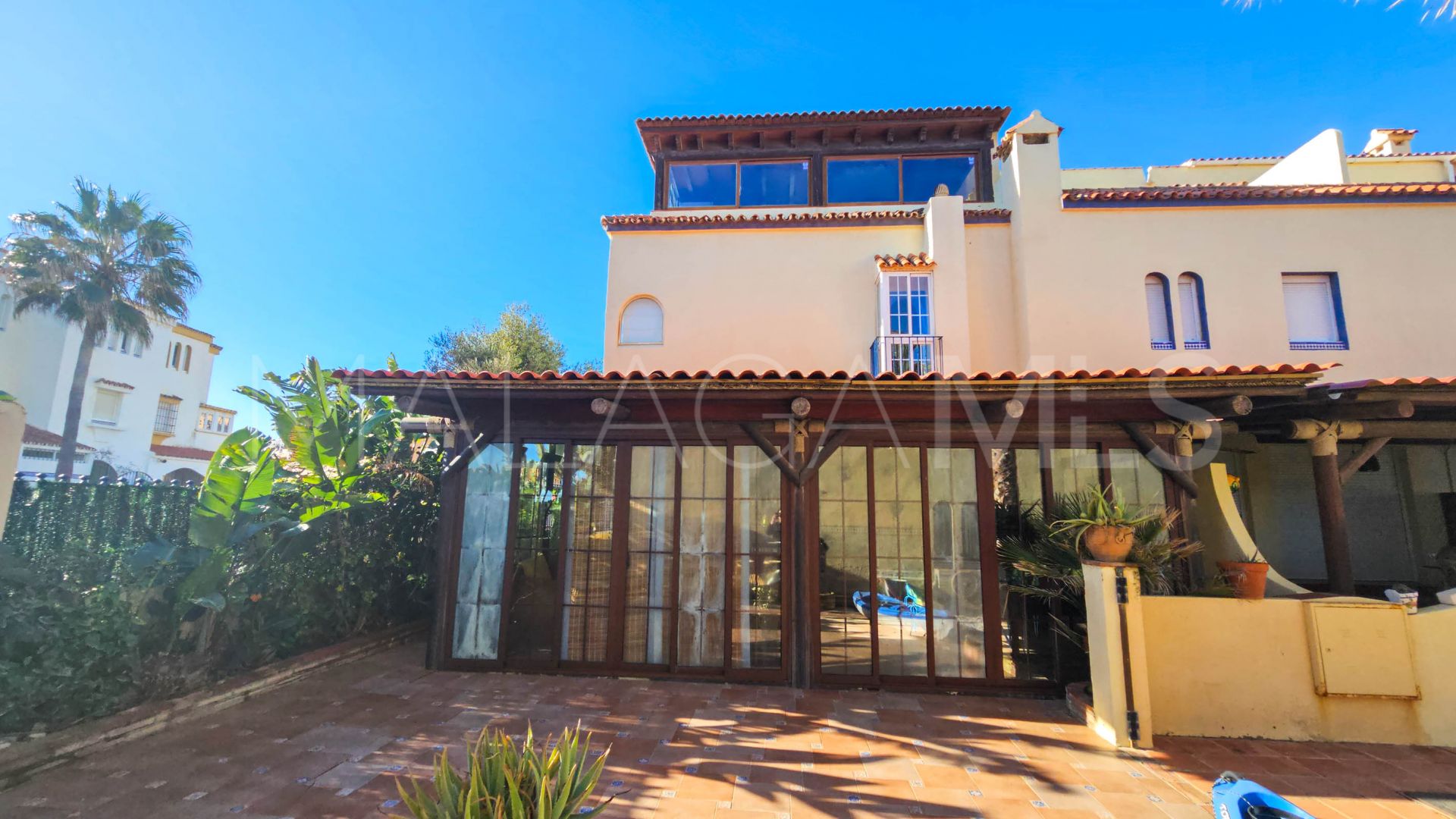 Casares Playa, pareado for sale with 4 bedrooms
