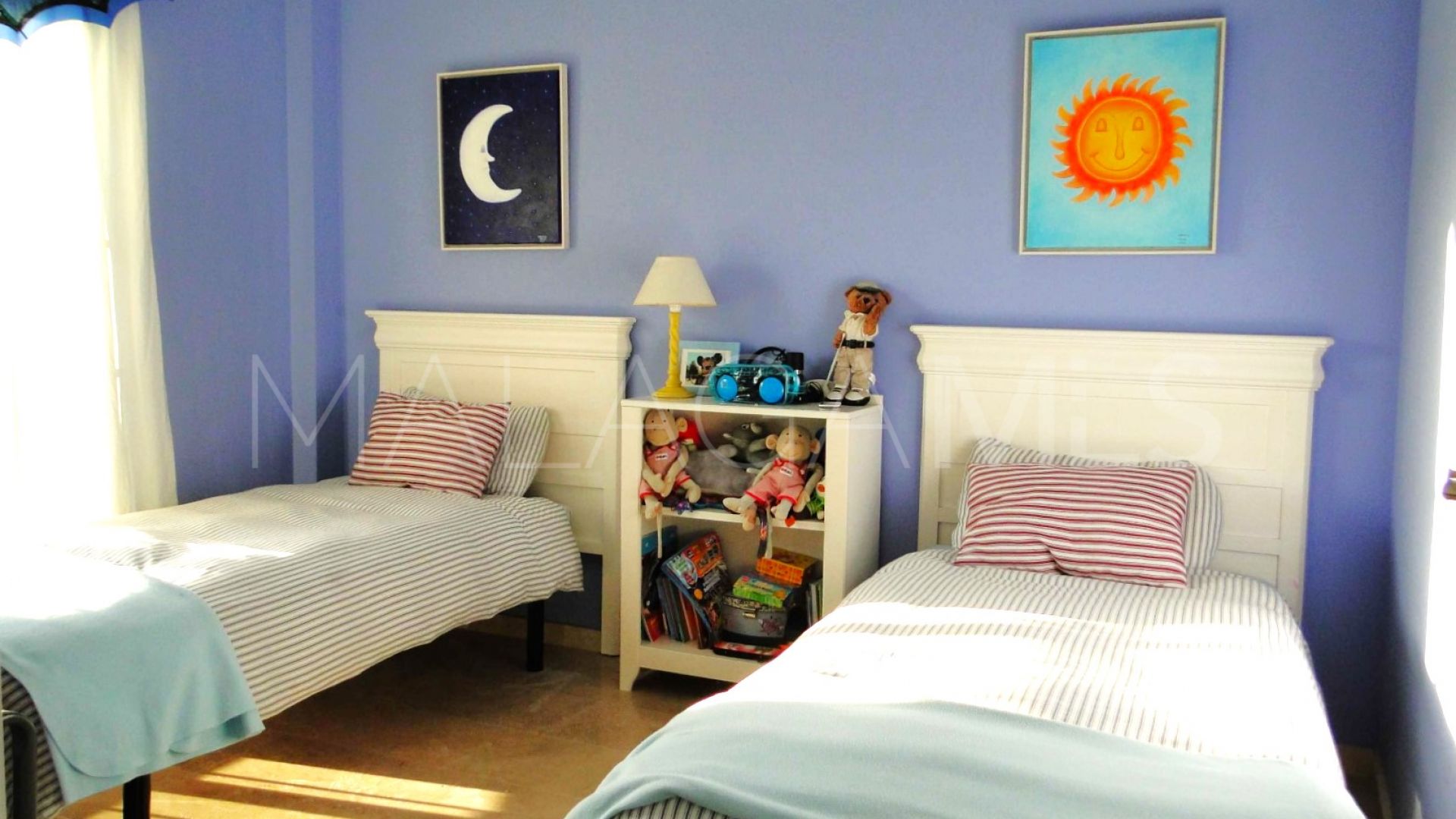 Adosado for sale with 3 bedrooms in Casares Playa
