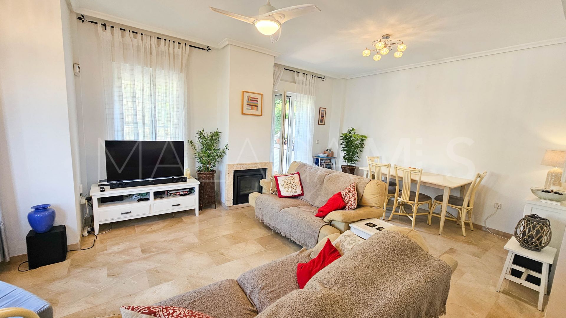 Doppelhaushälfte for sale in Casares Playa