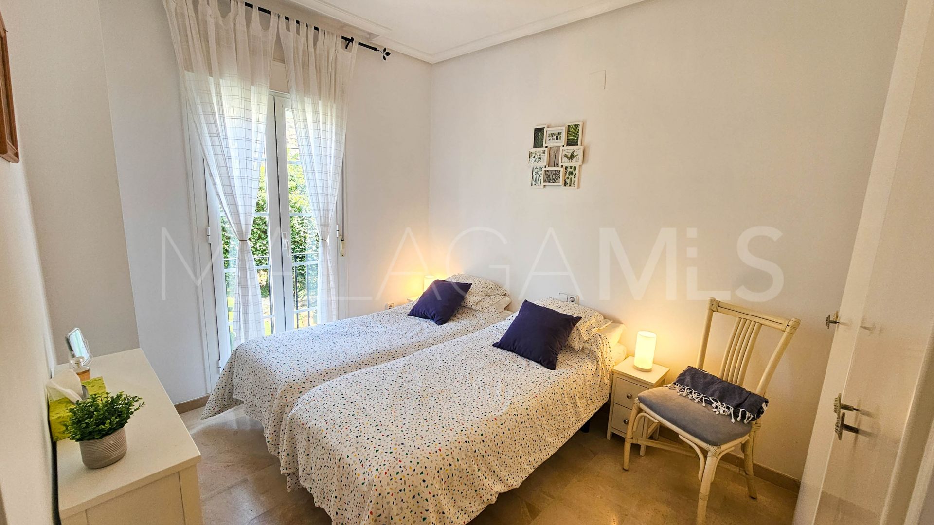 Doppelhaushälfte for sale in Casares Playa