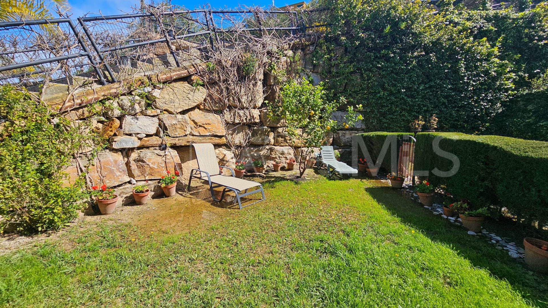 Doppelhaushälfte for sale in Casares Playa
