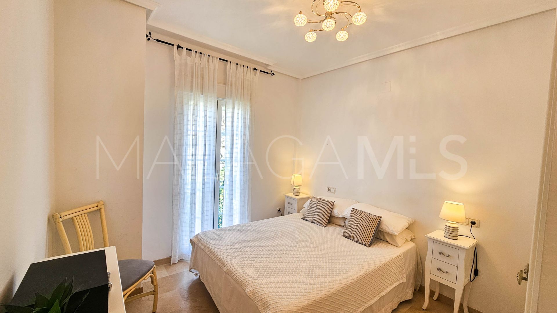 Doppelhaushälfte for sale in Casares Playa