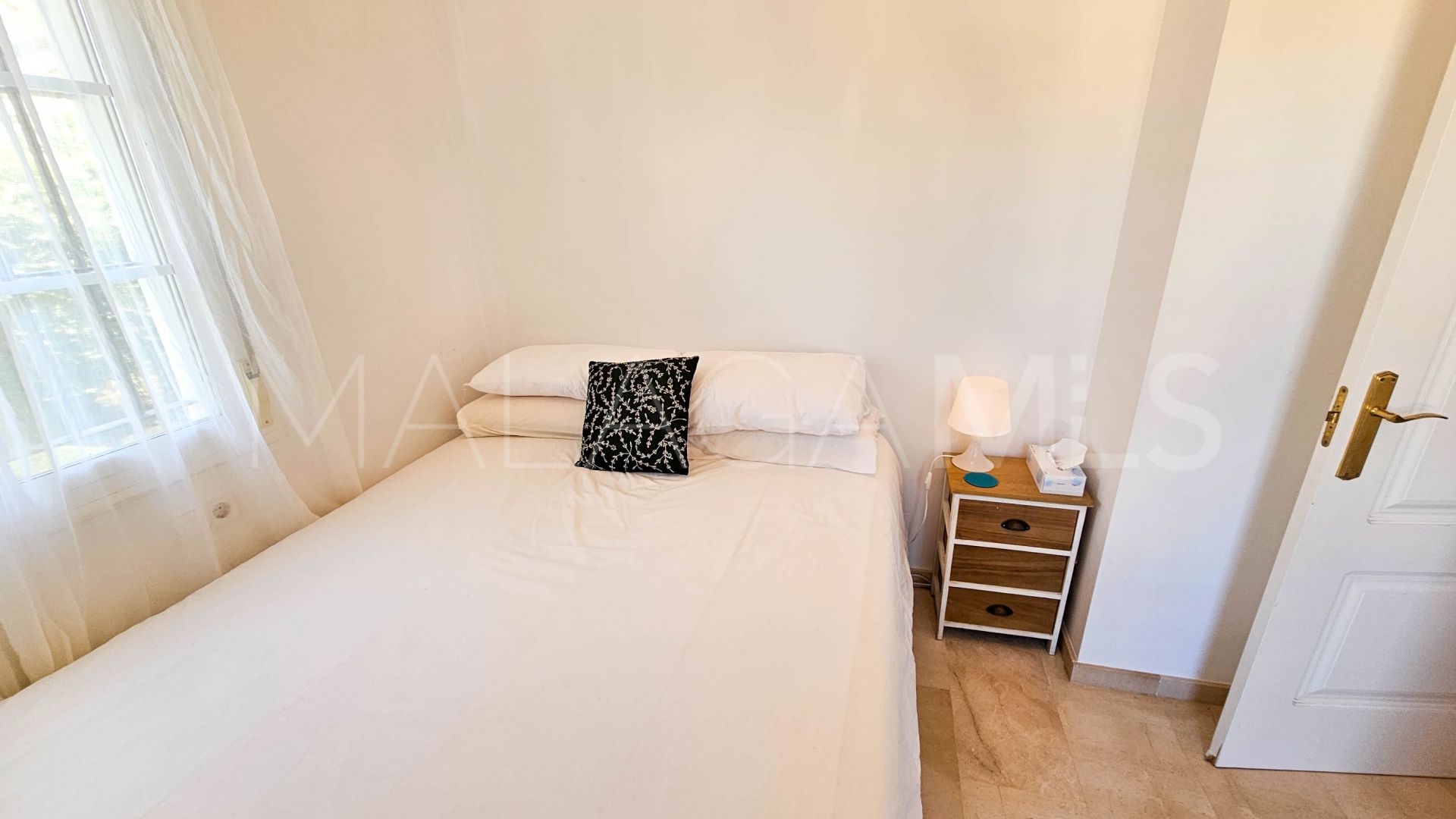 Doppelhaushälfte for sale in Casares Playa