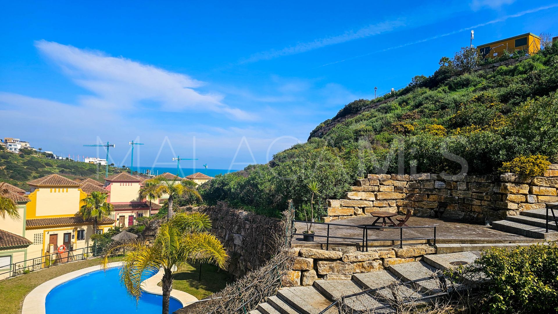 Doppelhaushälfte for sale in Casares Playa