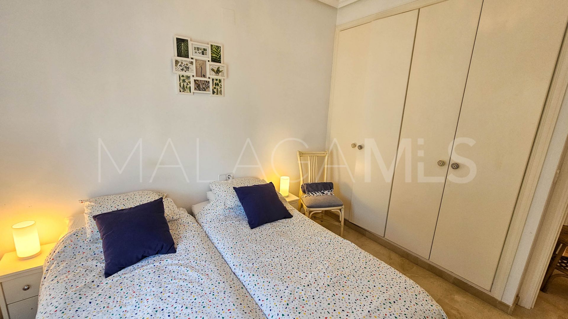Doppelhaushälfte for sale in Casares Playa