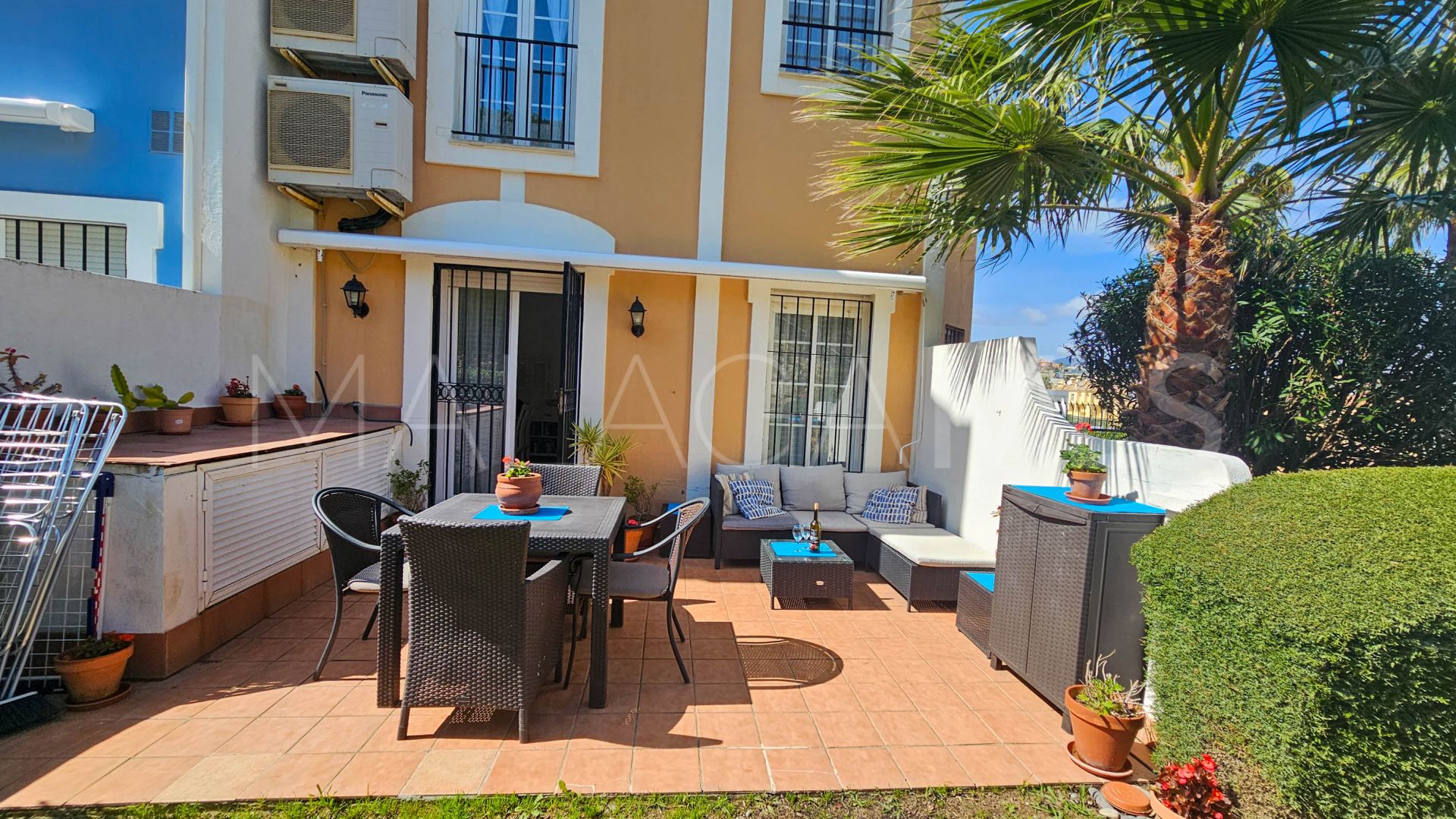 Doppelhaushälfte for sale in Casares Playa