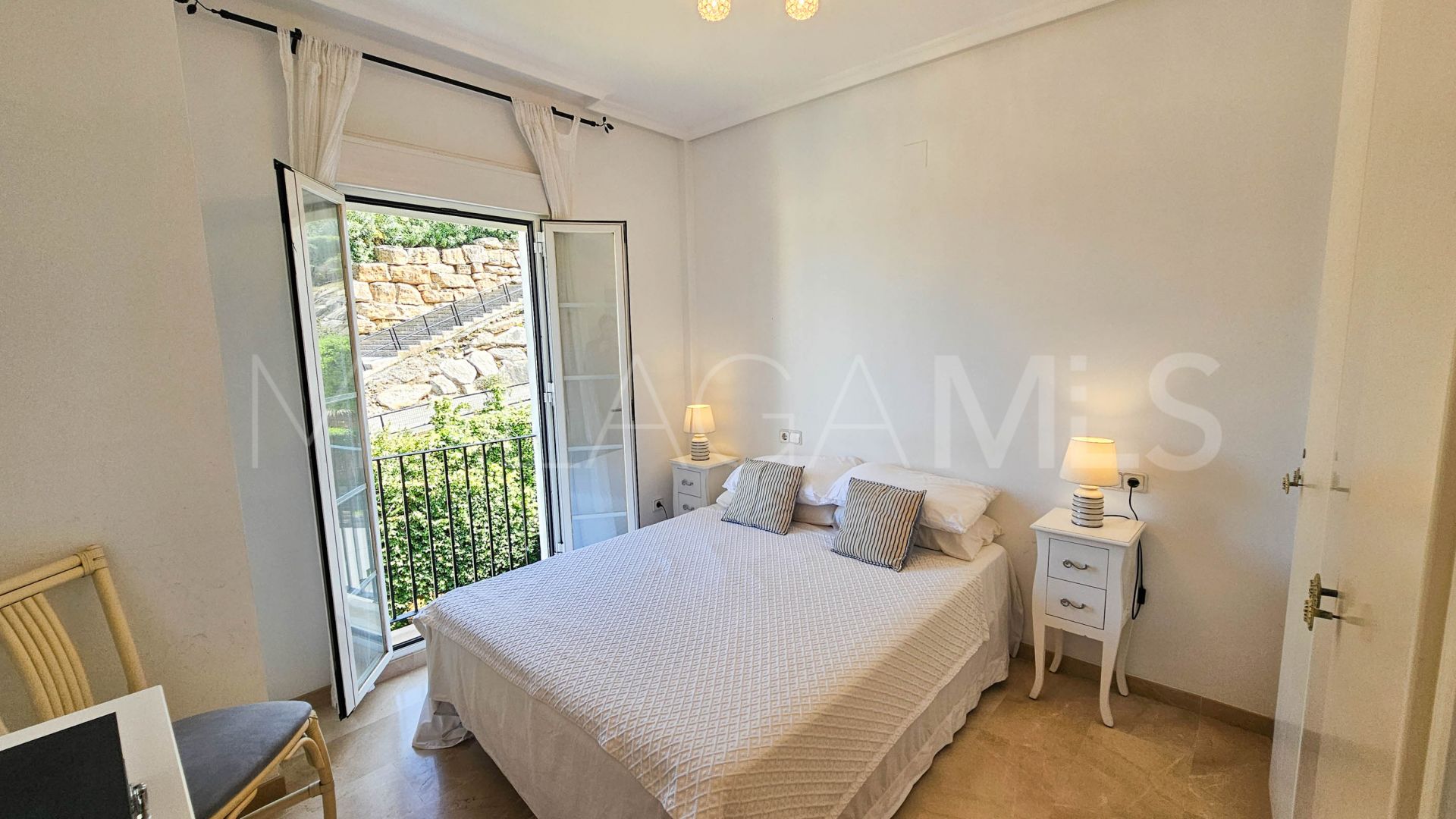 Doppelhaushälfte for sale in Casares Playa