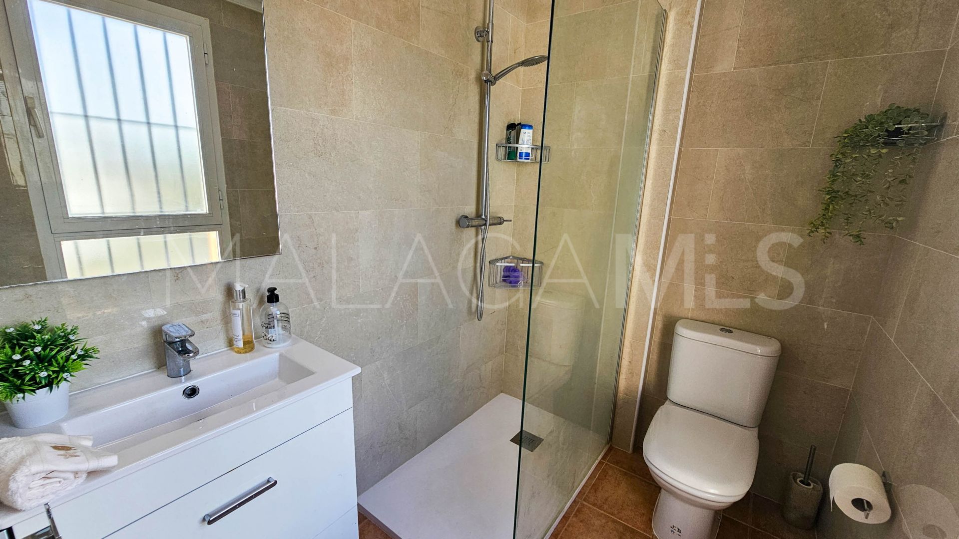 Doppelhaushälfte for sale in Casares Playa