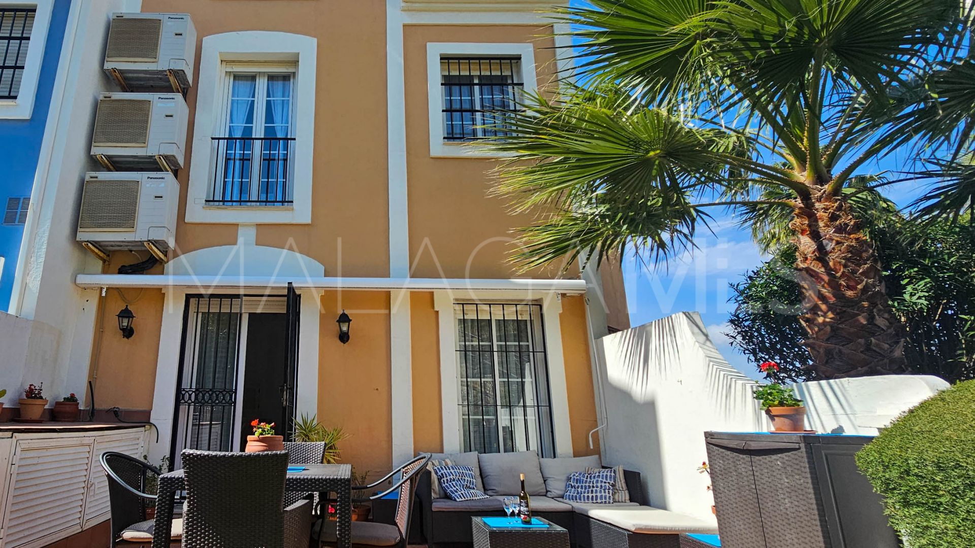 Doppelhaushälfte for sale in Casares Playa