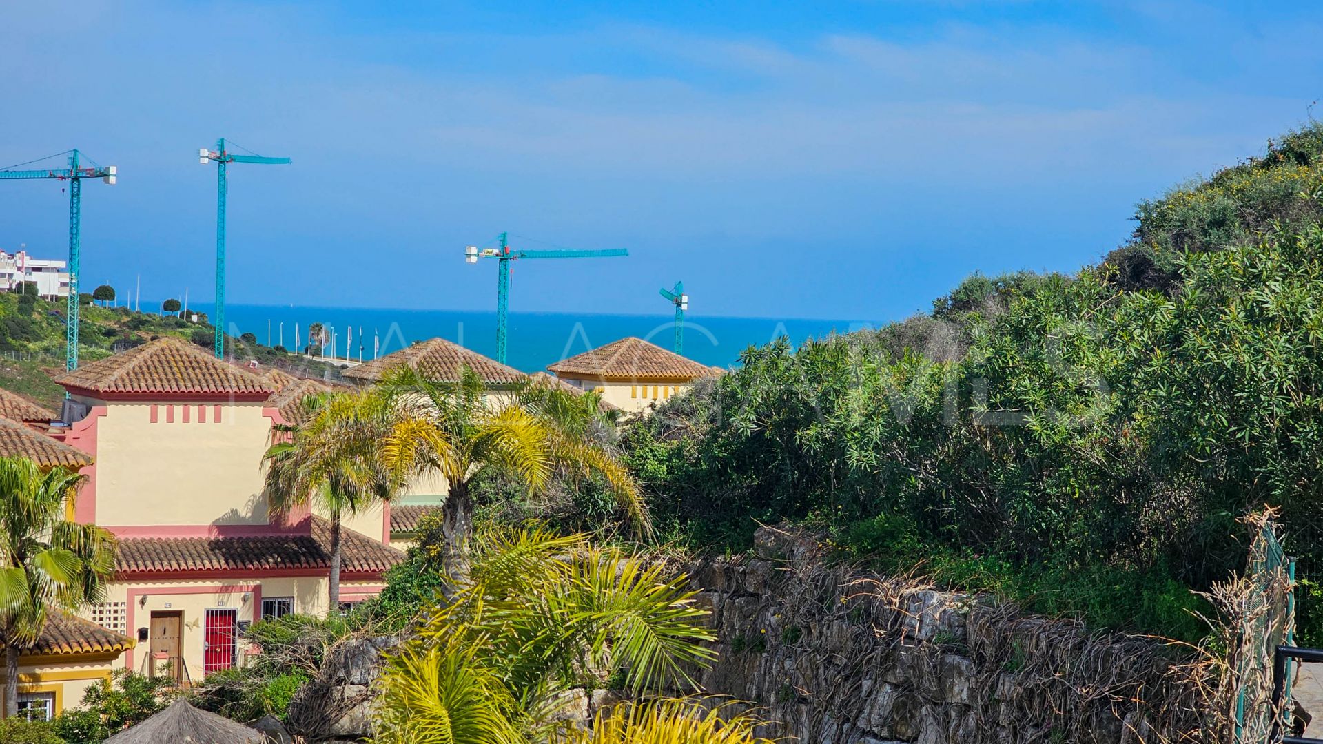 Doppelhaushälfte for sale in Casares Playa