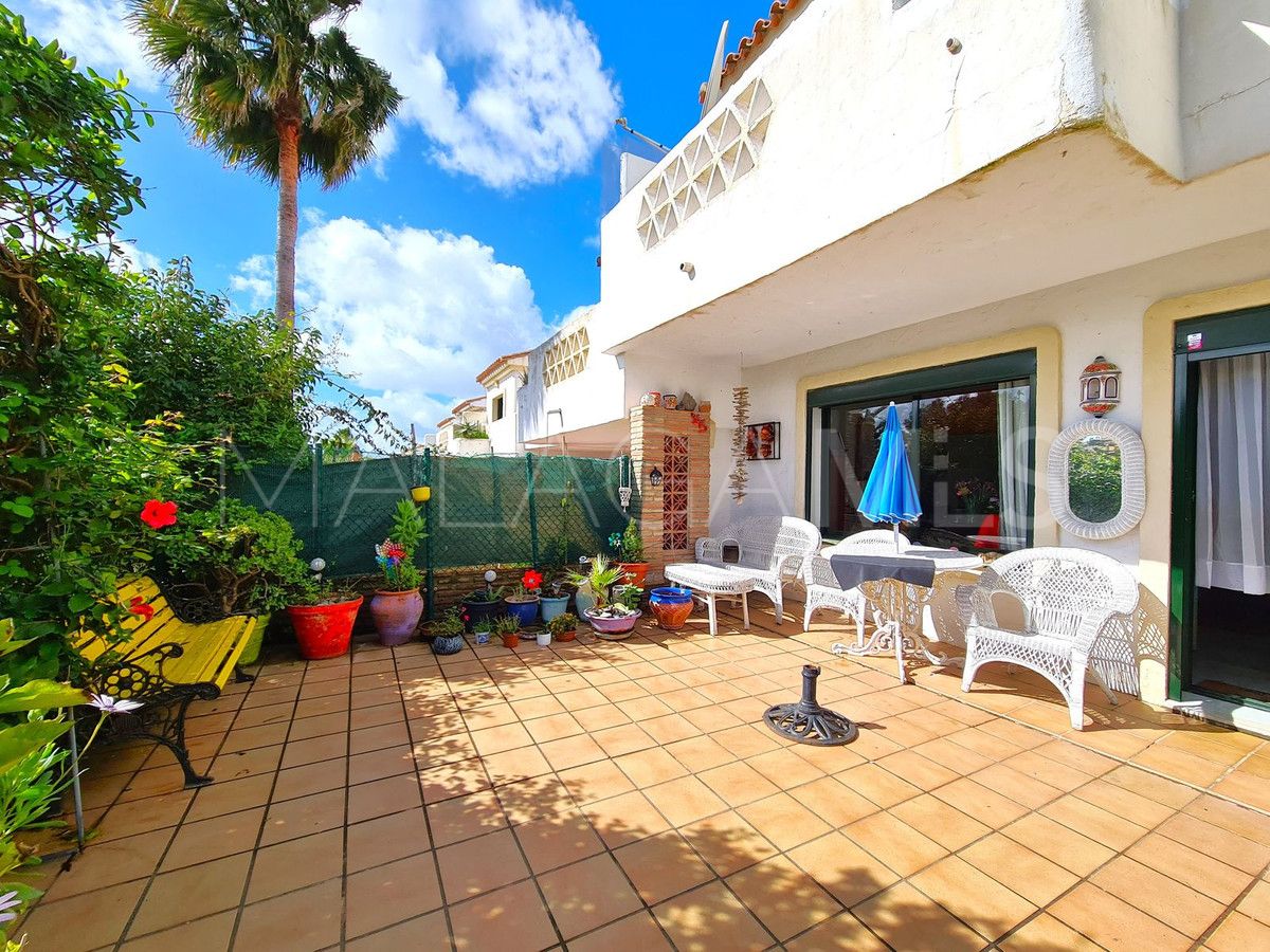 Maison de ville for sale in La Duquesa Golf