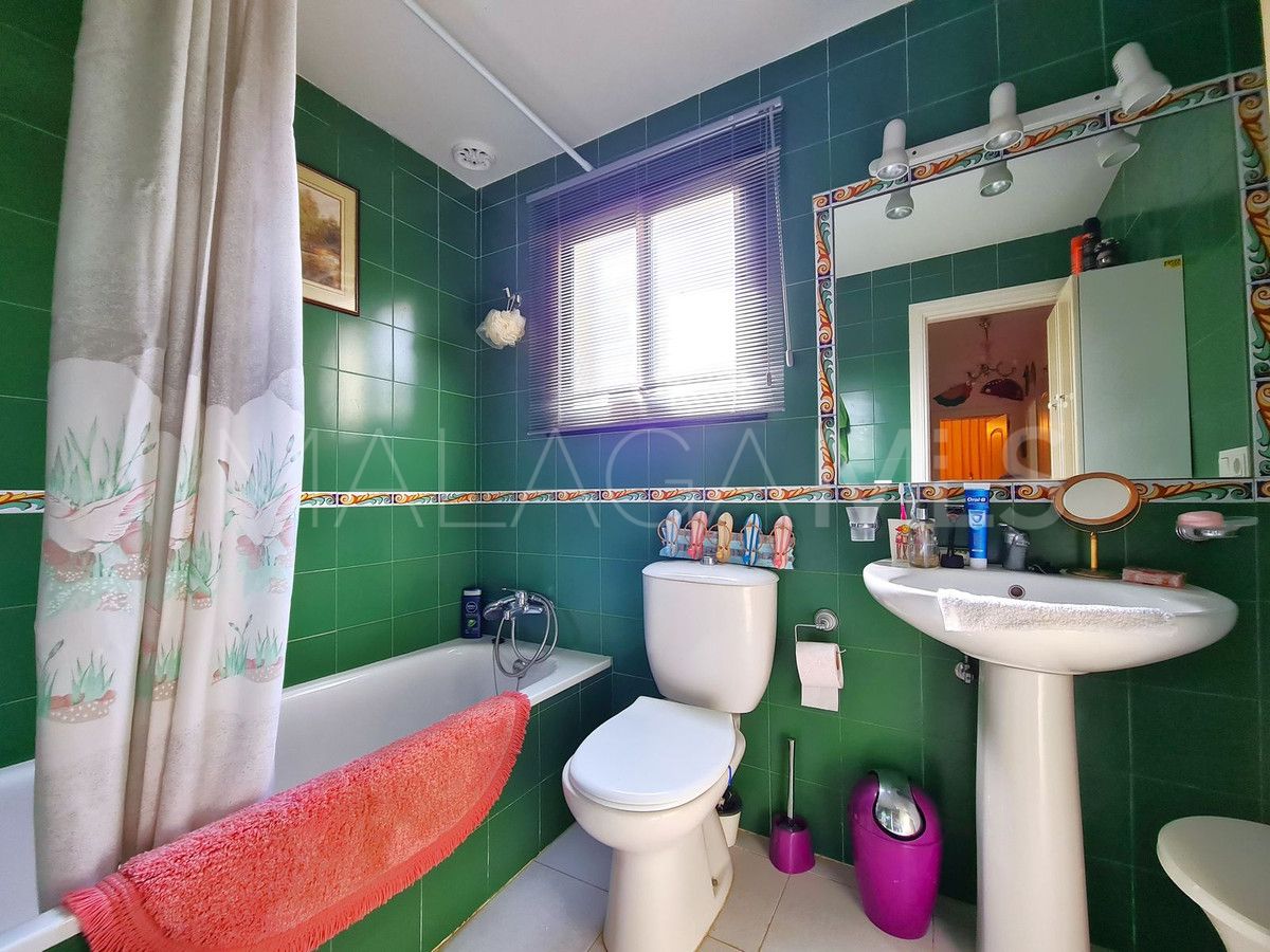 Maison de ville for sale in La Duquesa Golf