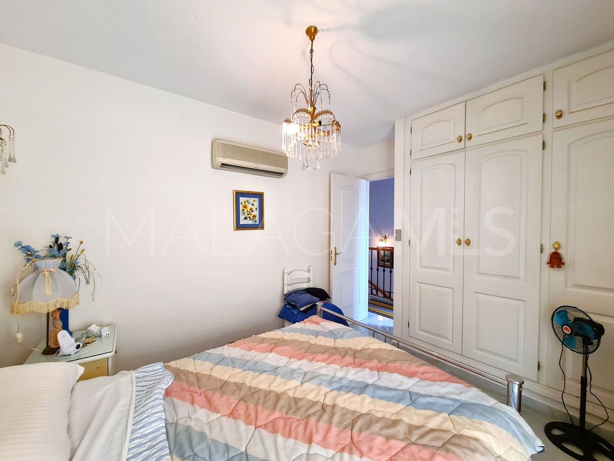 Maison de ville for sale in La Duquesa Golf