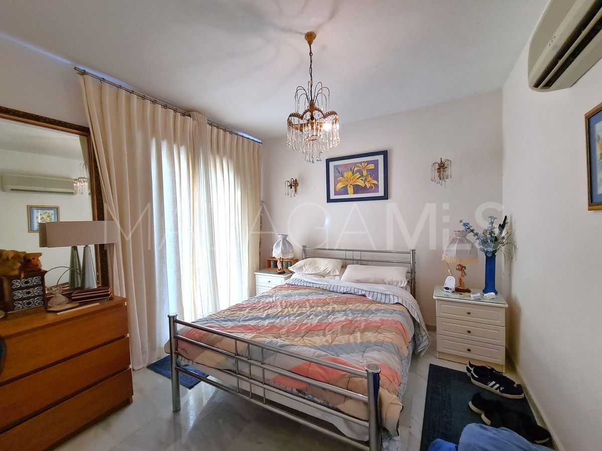 Maison de ville for sale in La Duquesa Golf