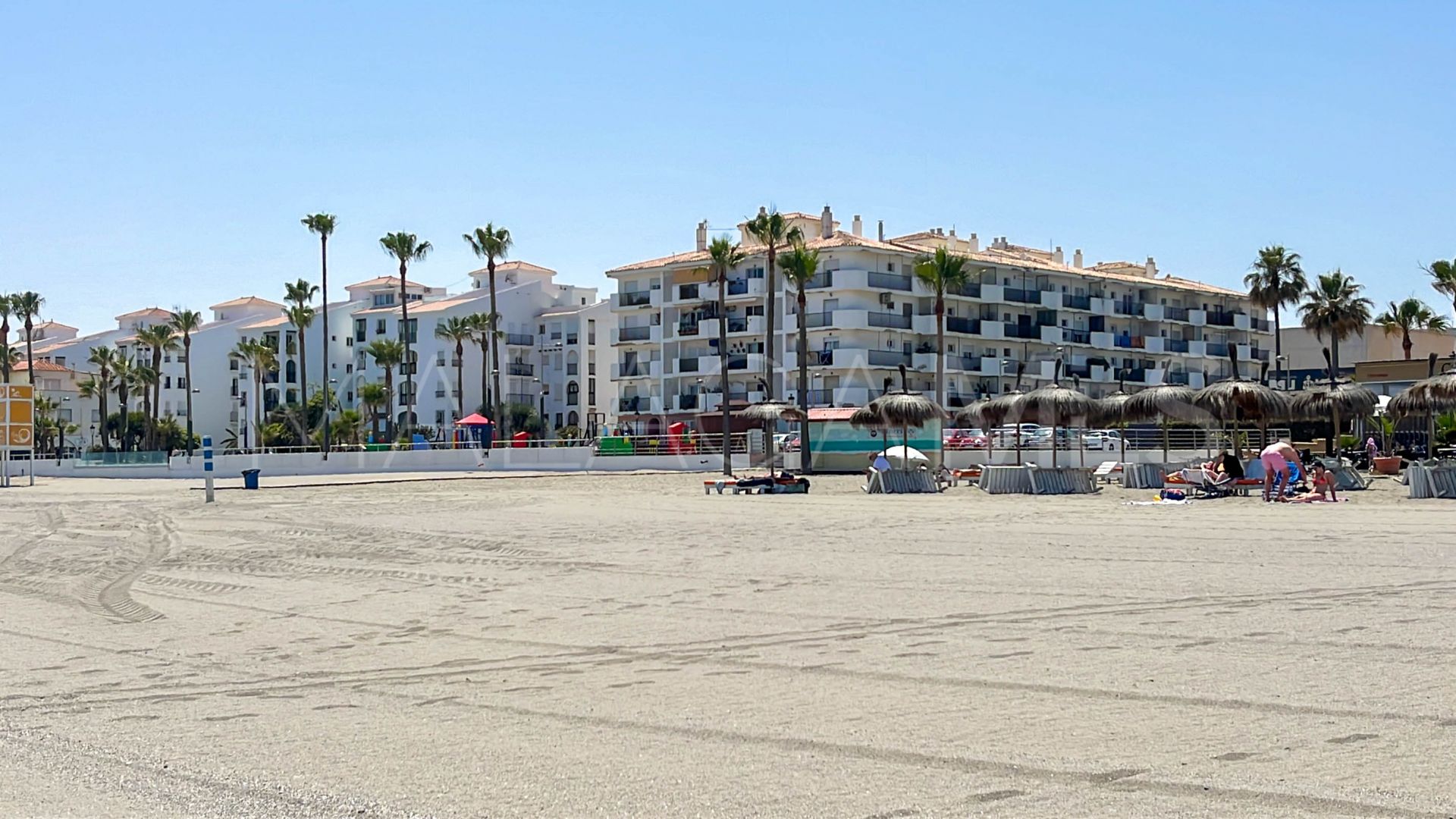 Ático for sale in Sabinillas de 3 bedrooms