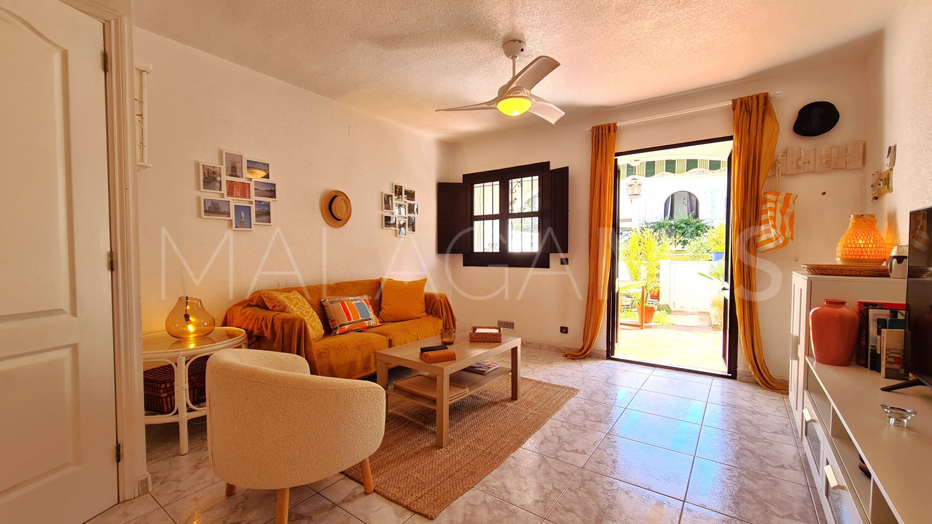 Semi detached house with 2 bedrooms for sale in Playa Paraiso