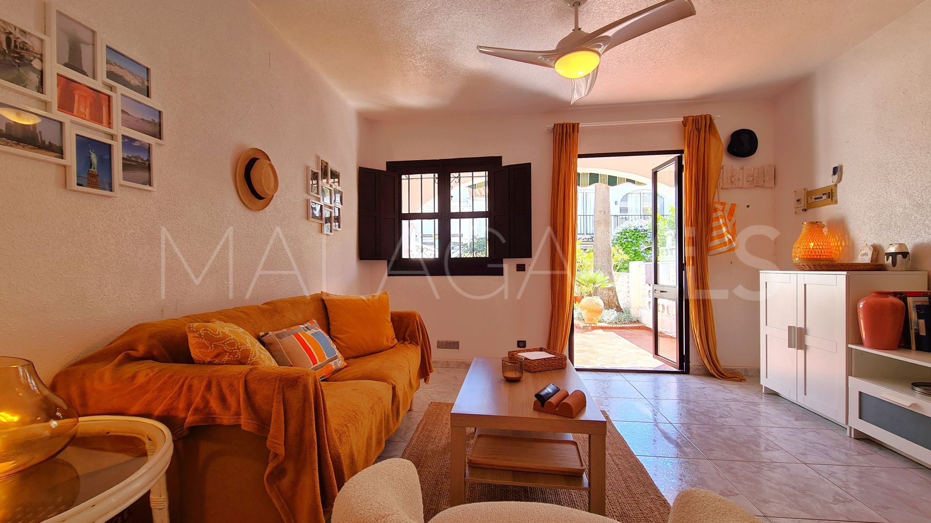 Semi detached house with 2 bedrooms for sale in Playa Paraiso