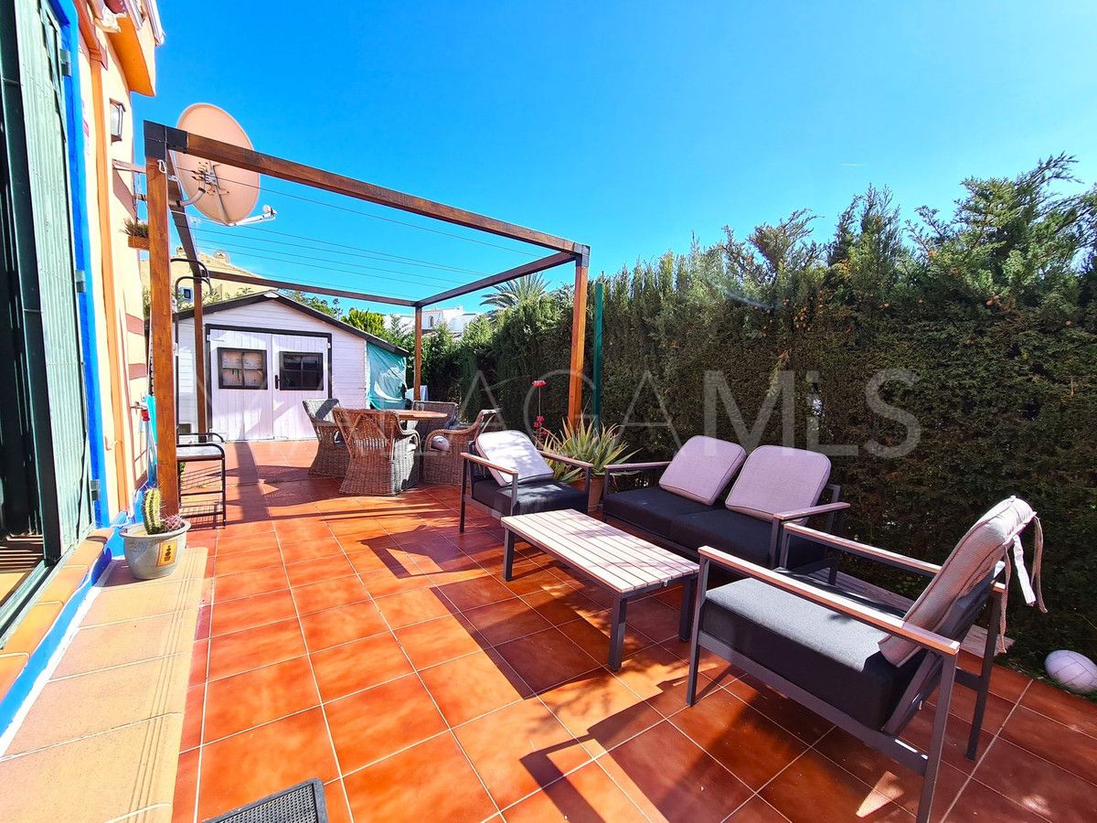 Maison jumelée for sale in La Duquesa Golf