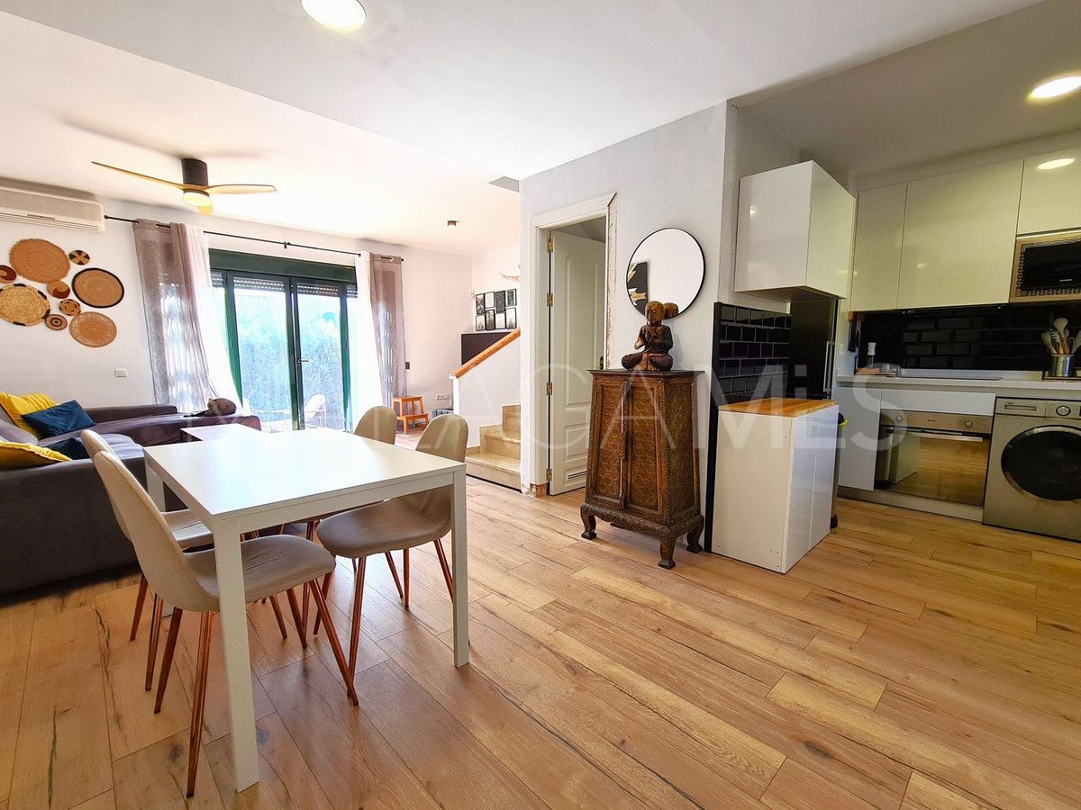 Maison jumelée for sale in La Duquesa Golf