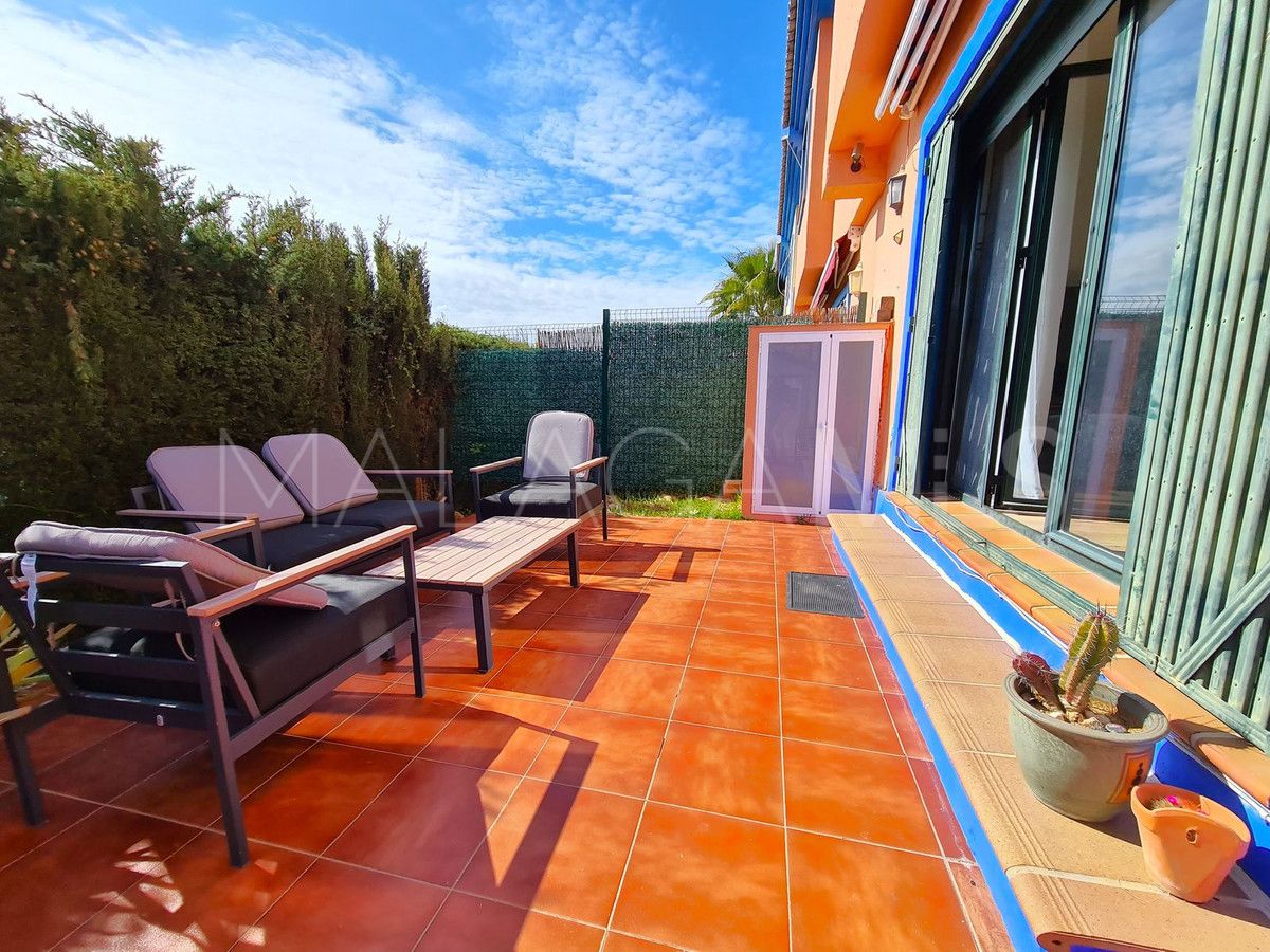 Maison jumelée for sale in La Duquesa Golf