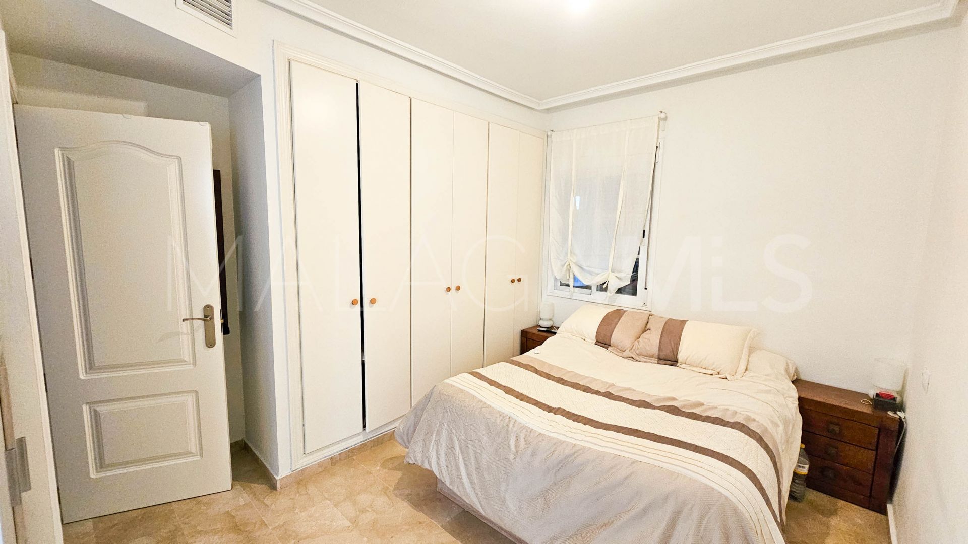 Markplanslägenhet for sale in Bahia de Casares