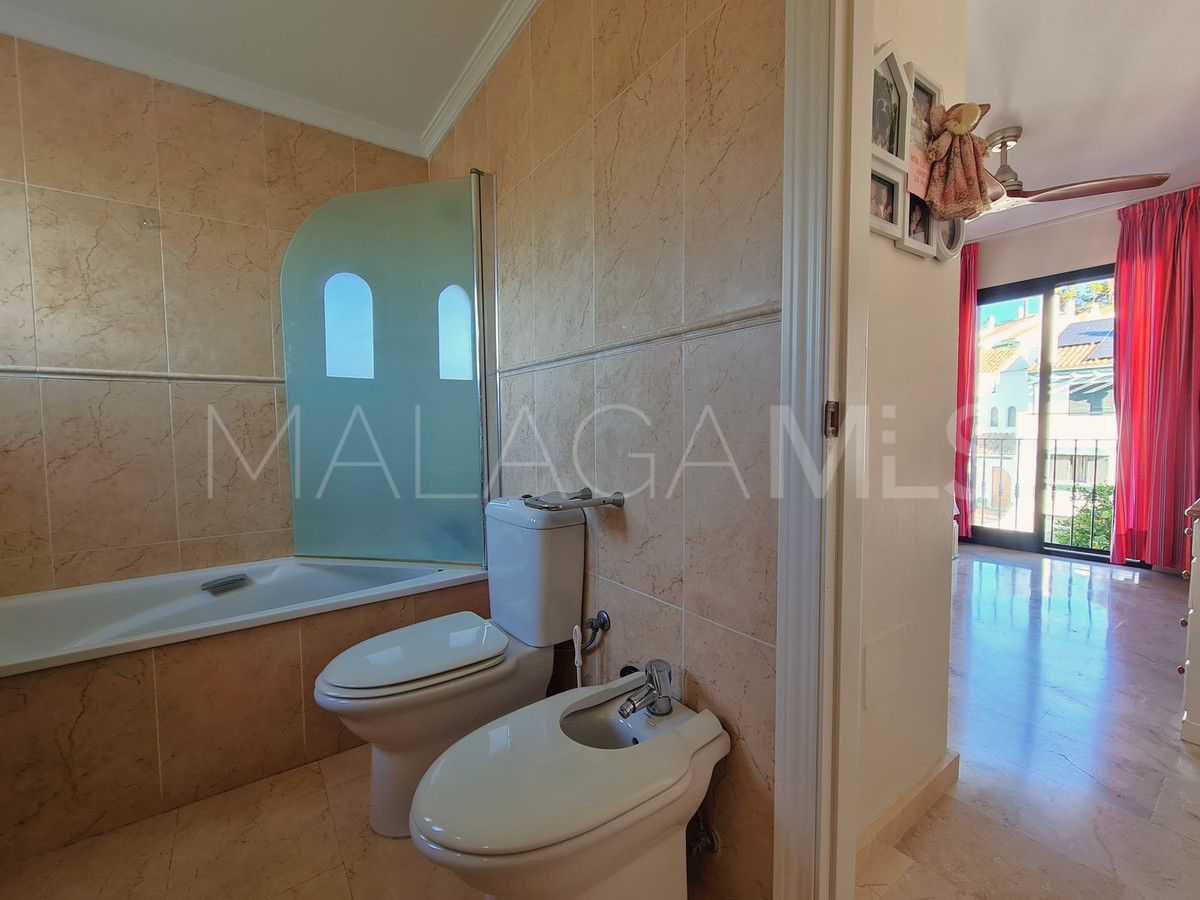 La Duquesa Golf, pareado for sale