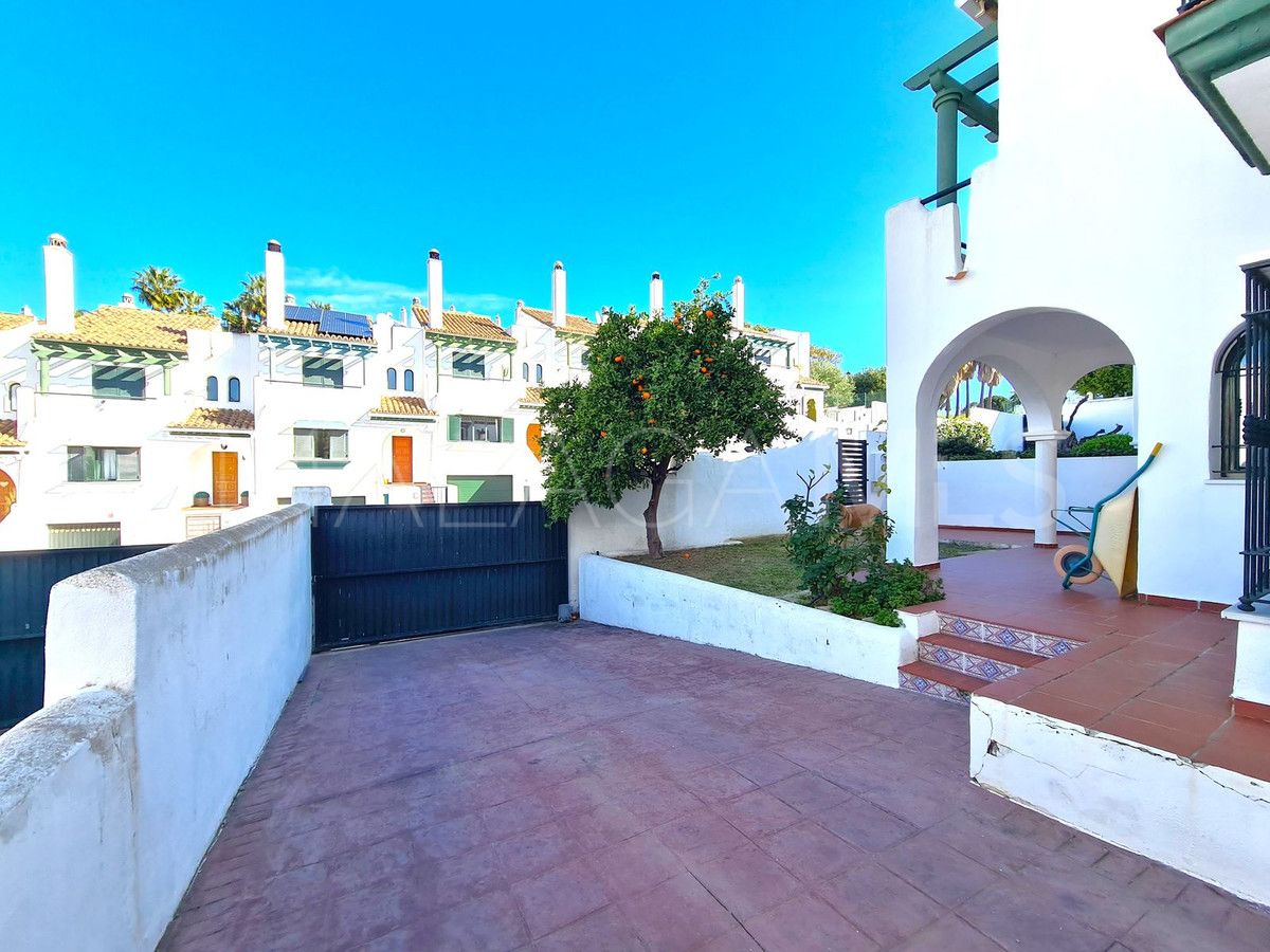La Duquesa Golf, pareado for sale