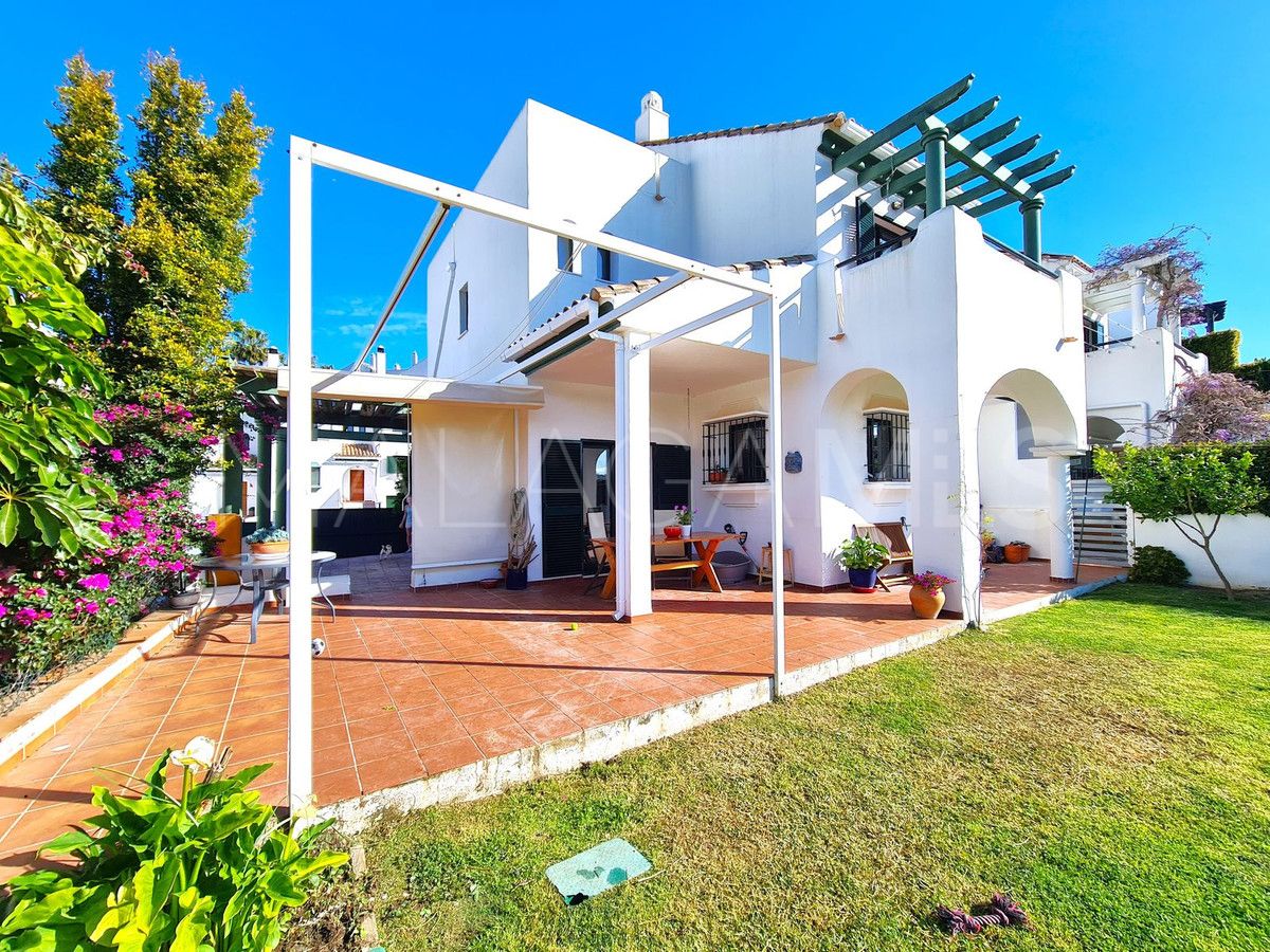 La Duquesa Golf, pareado for sale
