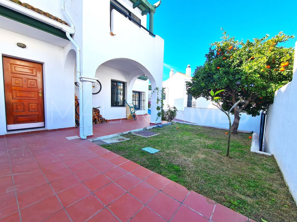 La Duquesa Golf, pareado for sale