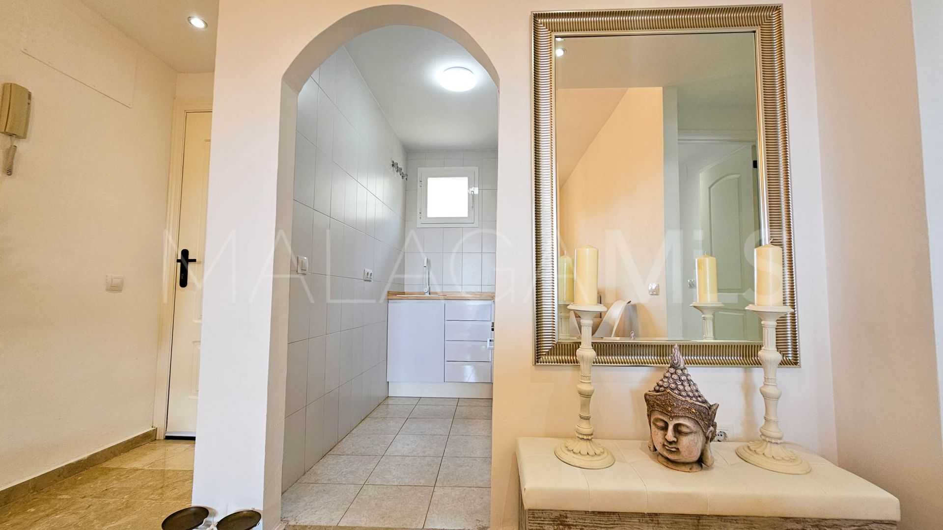 For sale ground floor apartment with 2 bedrooms in La Duquesa