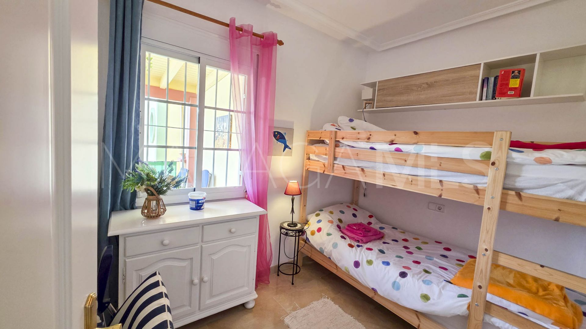 Duplex penthouse with 3 bedrooms for sale in Casares Playa
