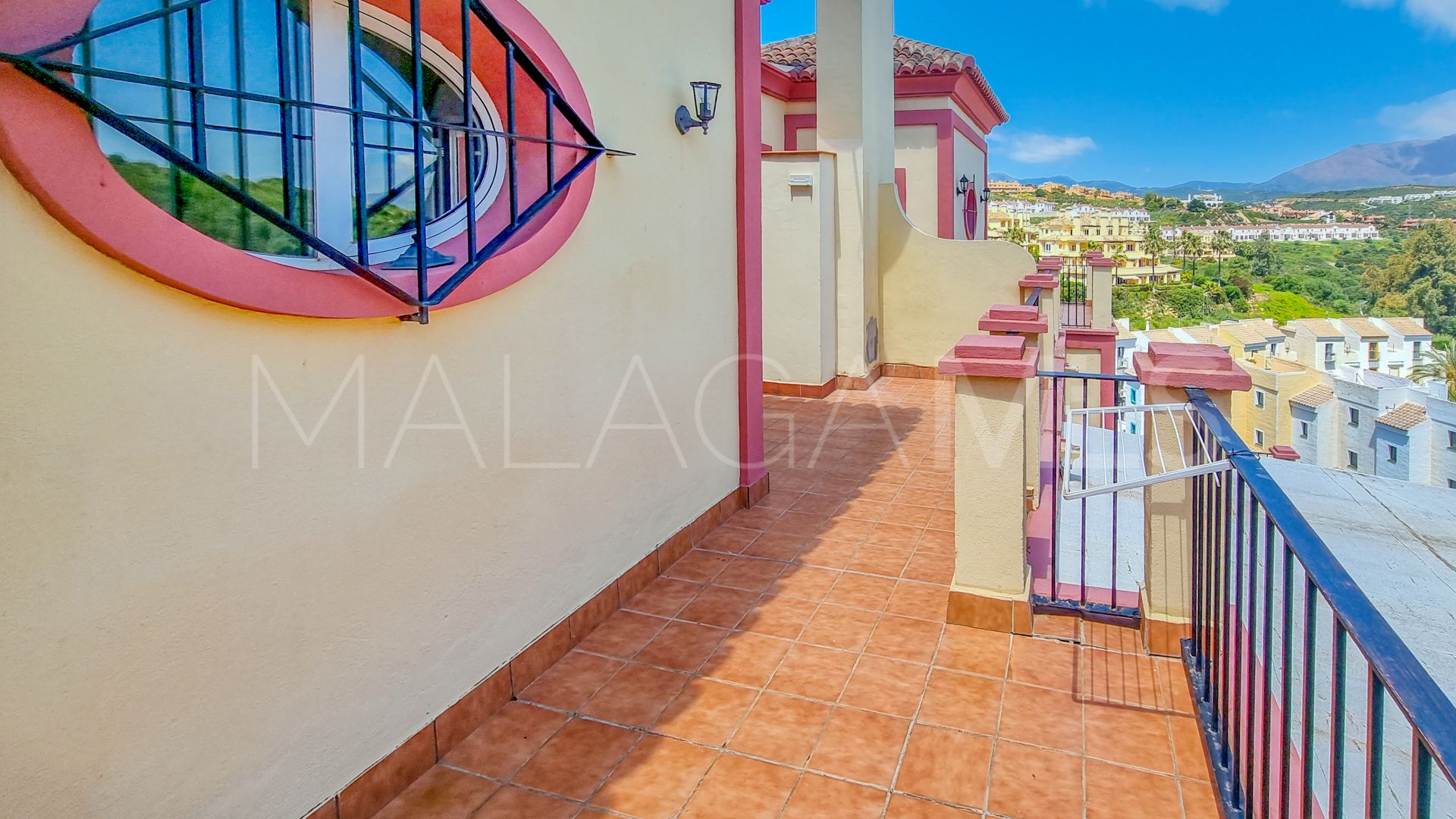 Duplex penthouse with 3 bedrooms for sale in Casares Playa