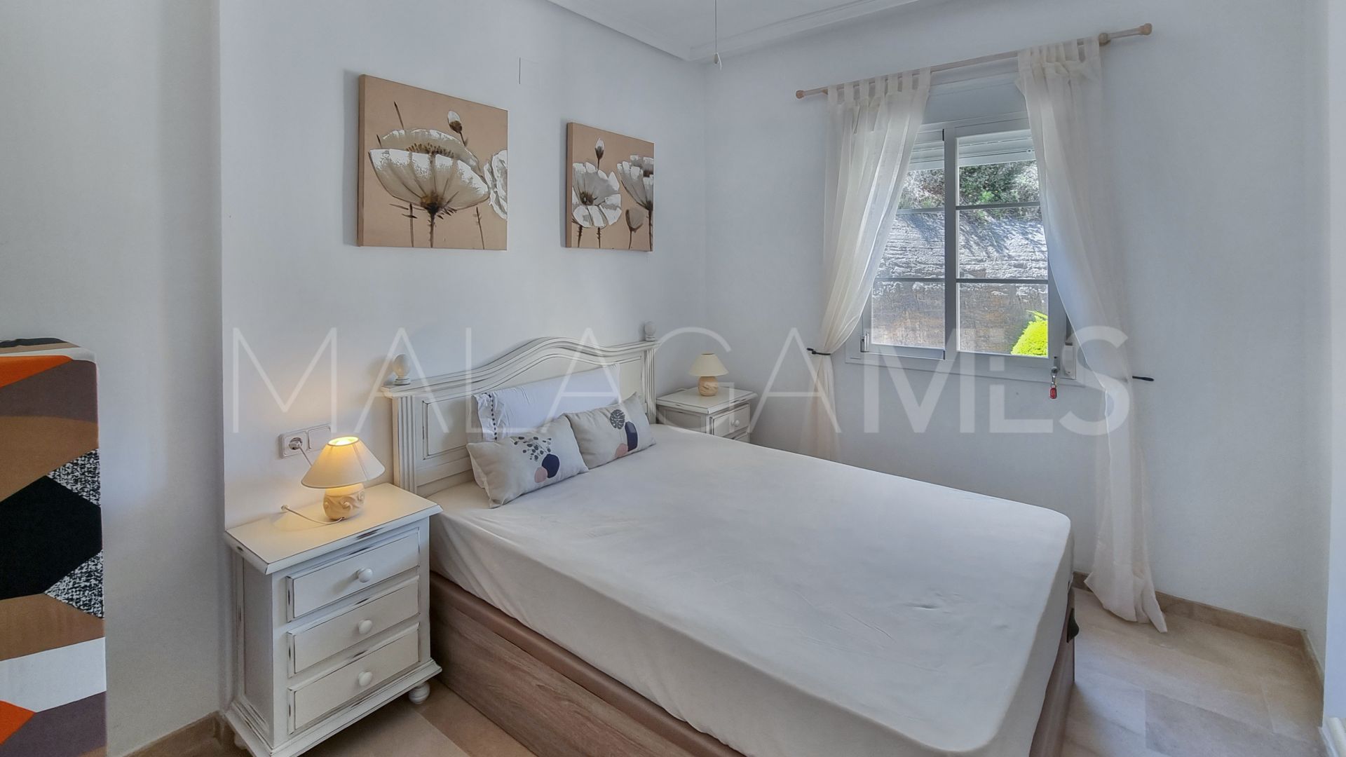 Duplex penthouse with 3 bedrooms for sale in Casares Playa