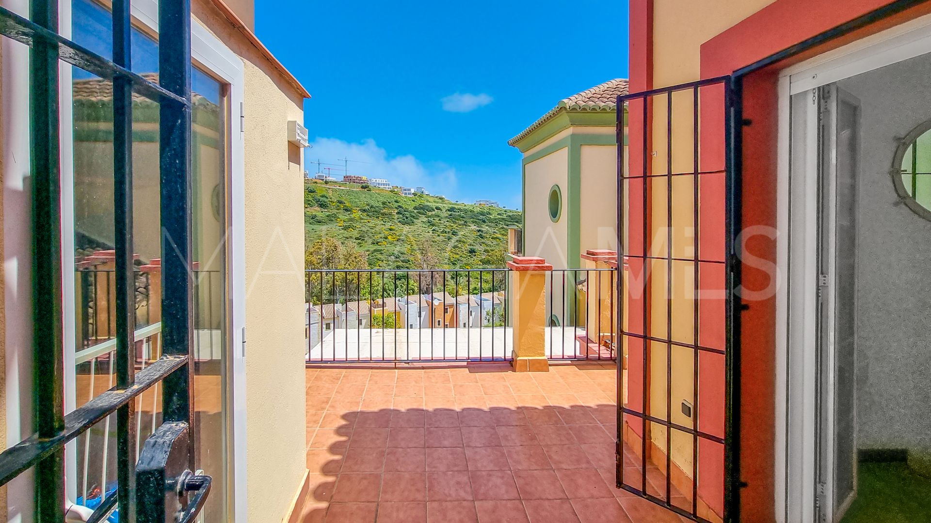 Duplex penthouse with 3 bedrooms for sale in Casares Playa