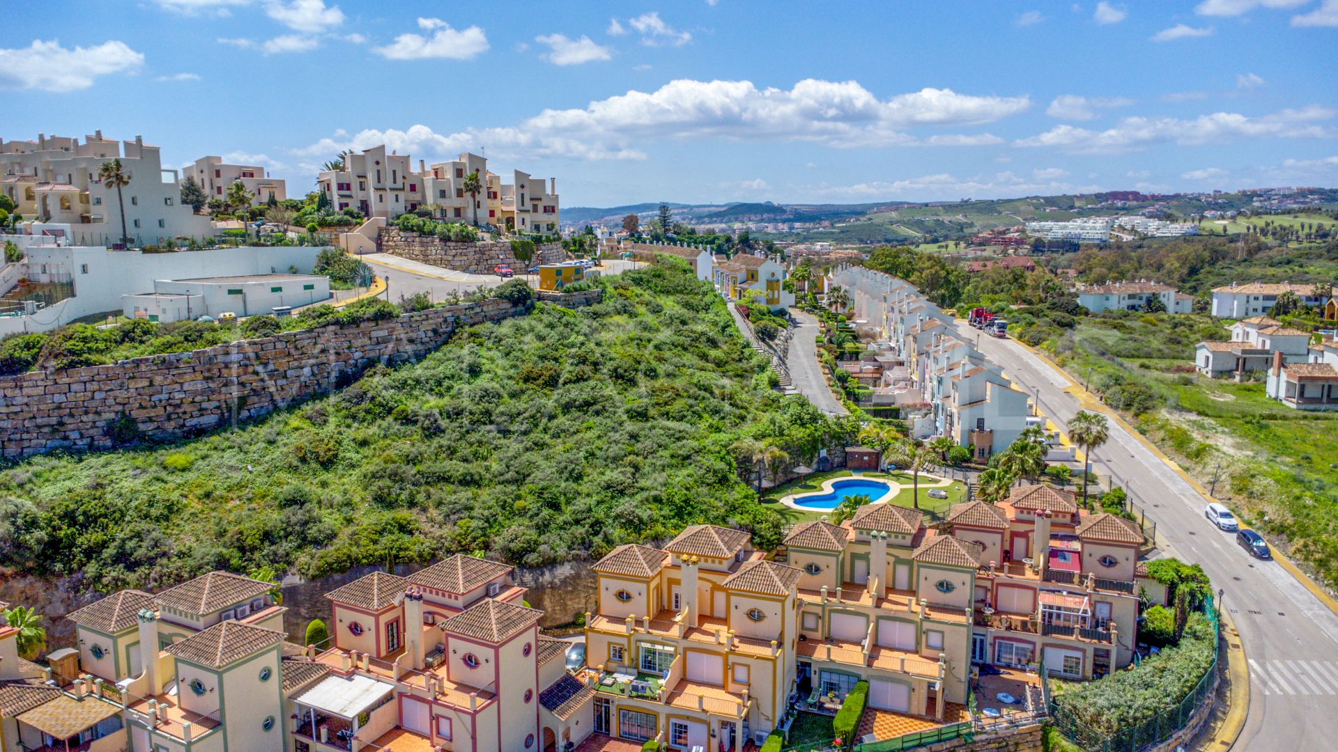 Duplex penthouse with 3 bedrooms for sale in Casares Playa