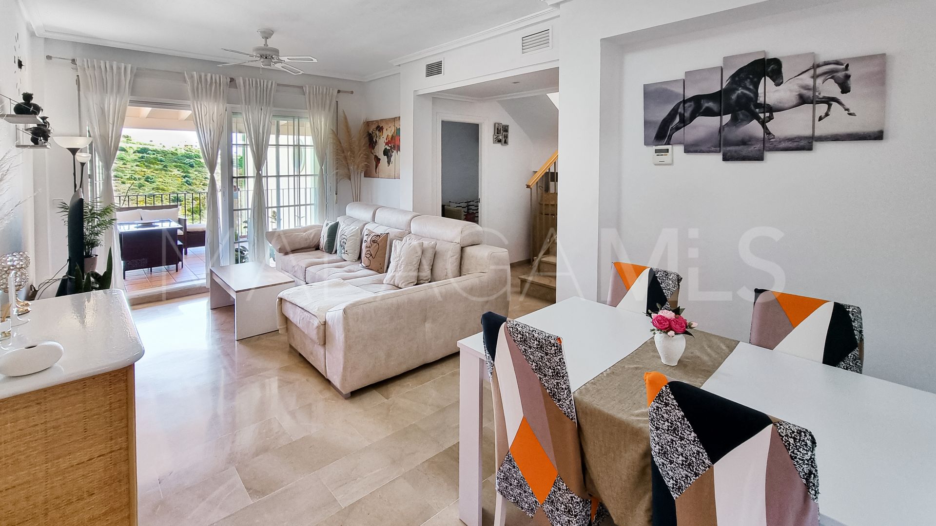 Duplex penthouse with 3 bedrooms for sale in Casares Playa