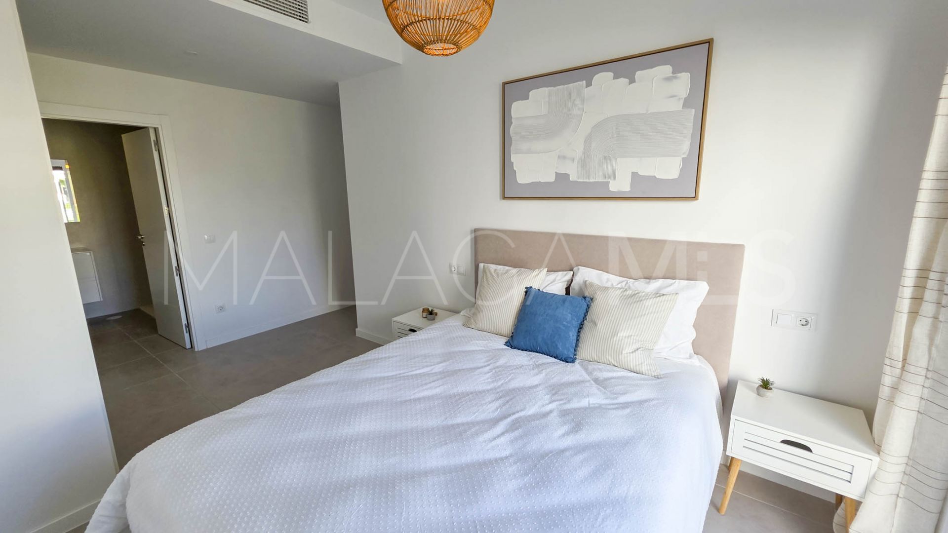 Erdgeschosswohnung for sale in Estepona