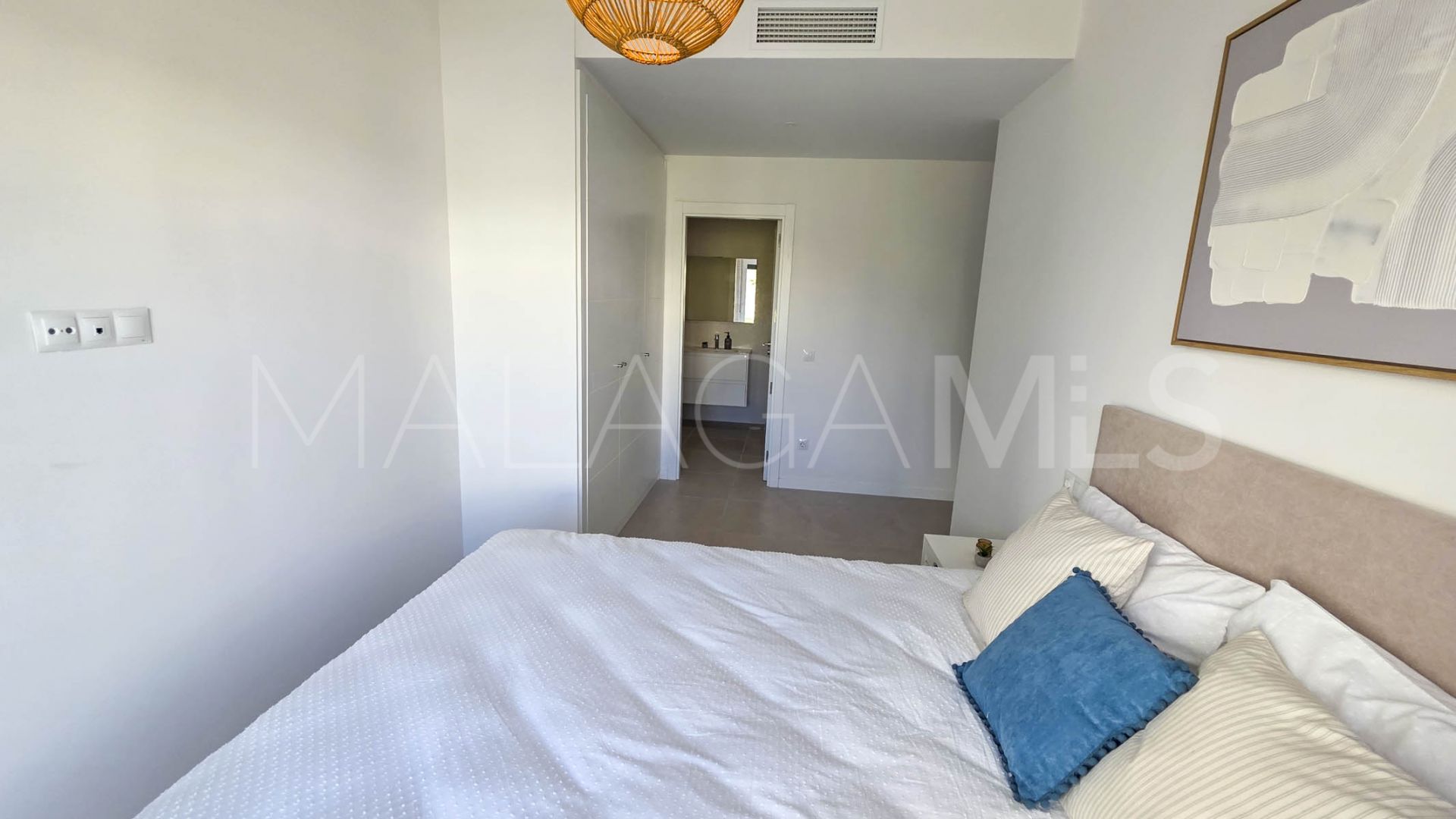 Erdgeschosswohnung for sale in Estepona
