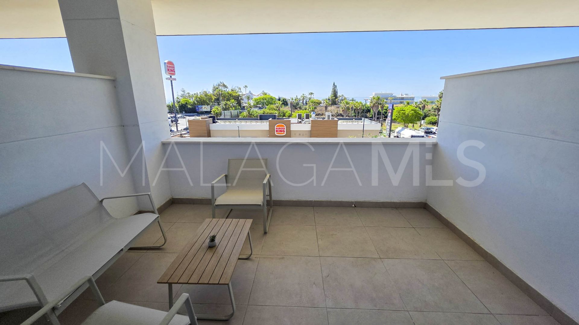 Erdgeschosswohnung for sale in Estepona