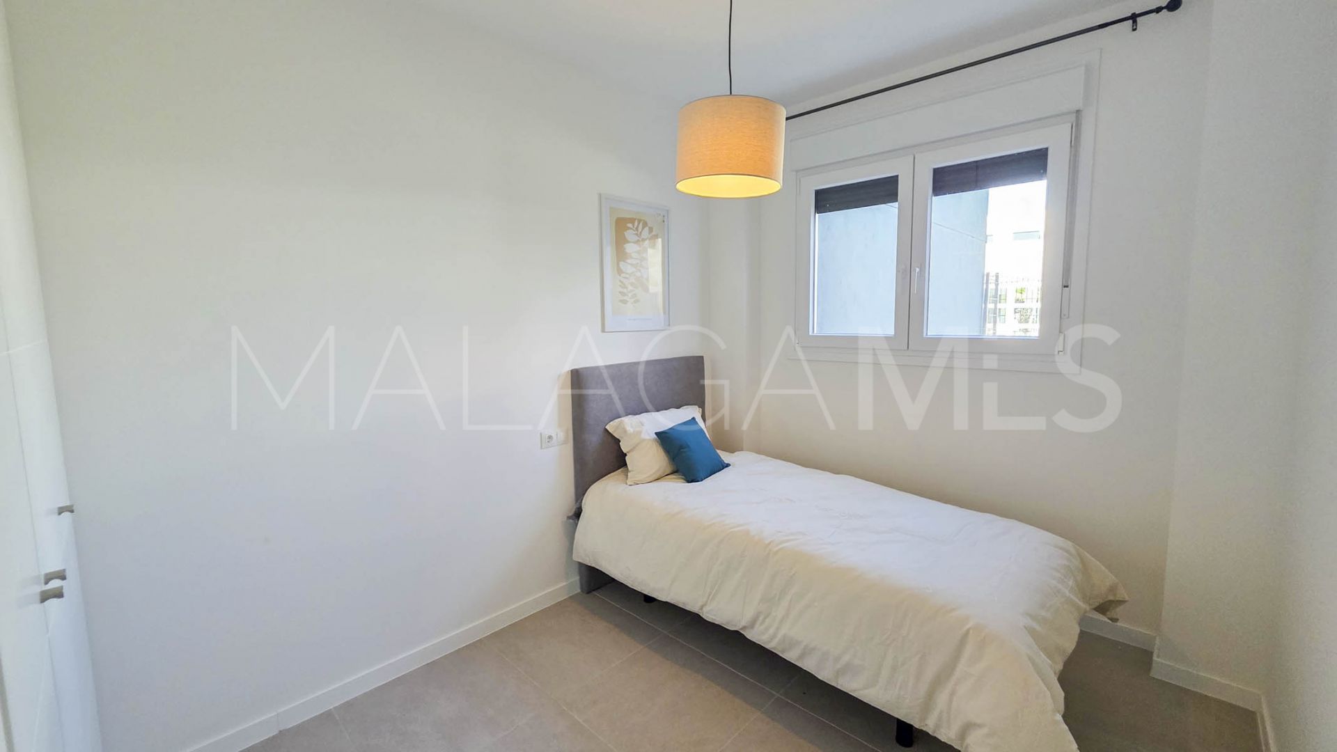 Erdgeschosswohnung for sale in Estepona