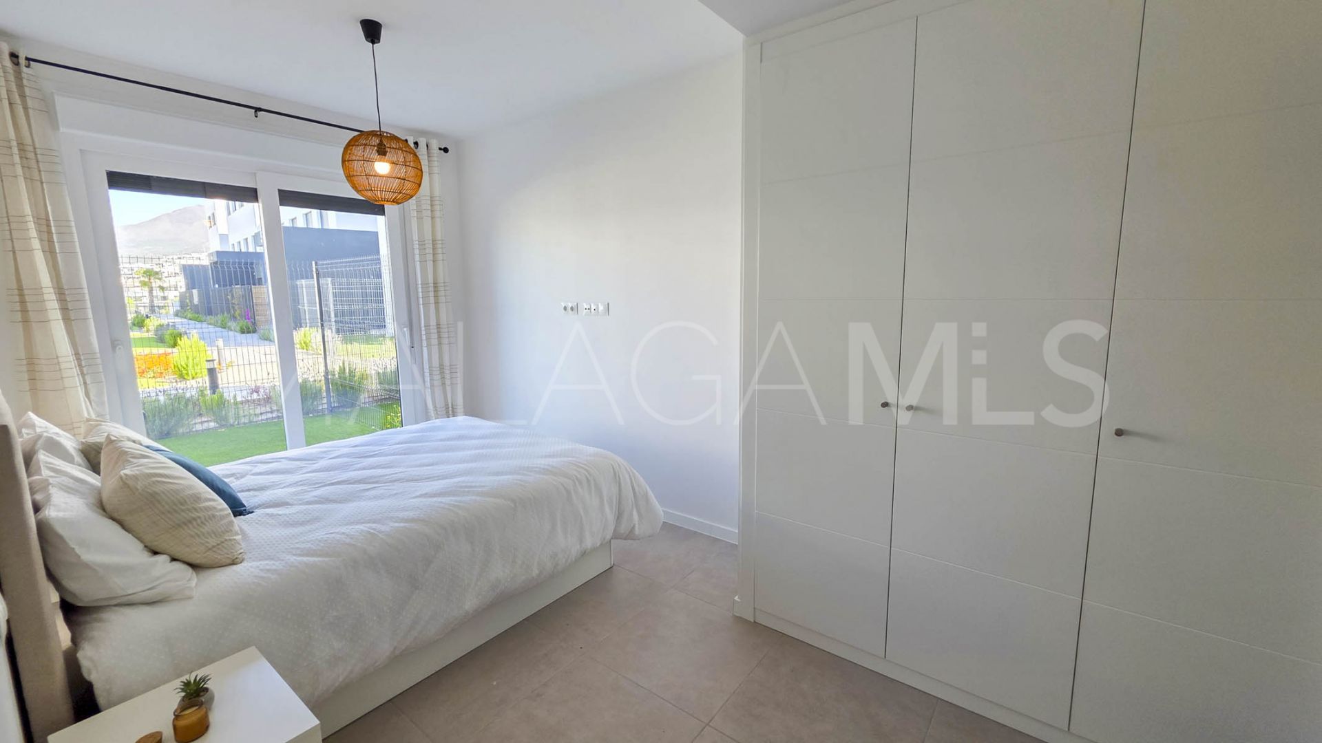 Erdgeschosswohnung for sale in Estepona