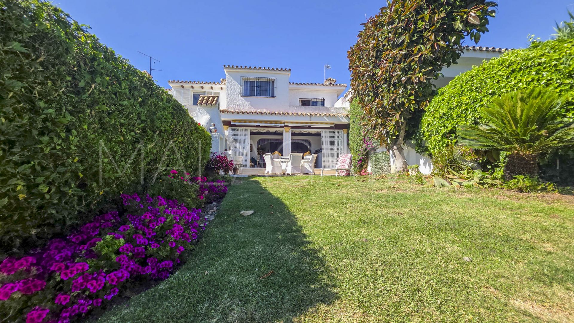 Radhus for sale in El Paraiso