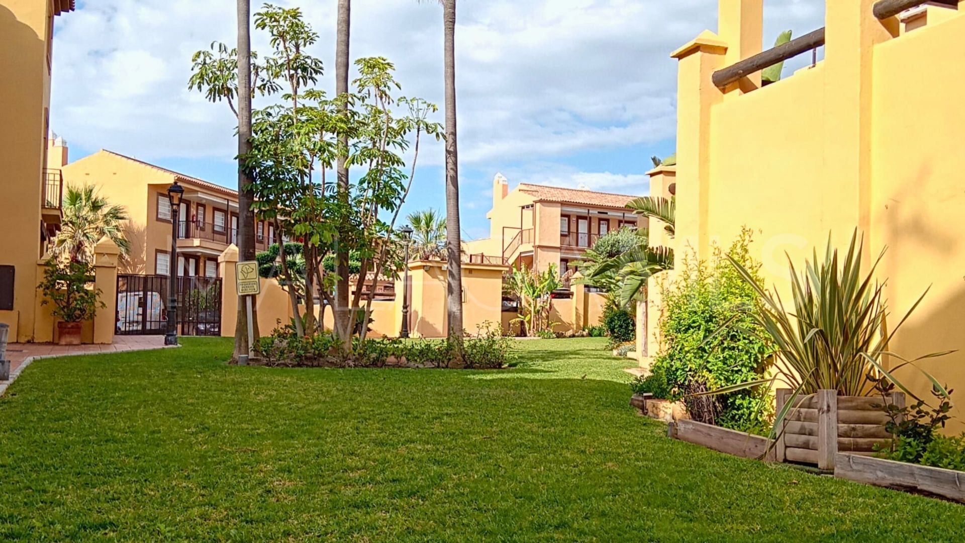 Radhus for sale in Marina de Casares
