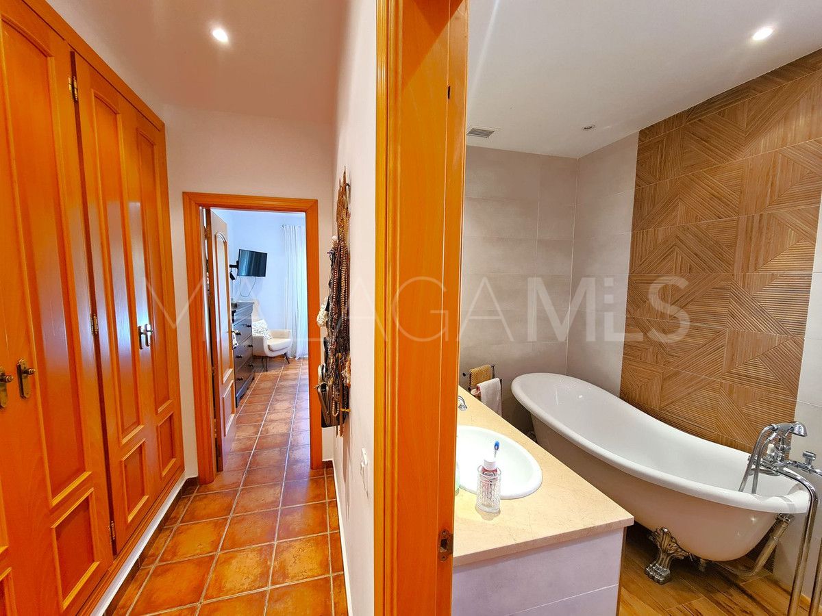 Buy casa with 3 bedrooms in La Duquesa Golf