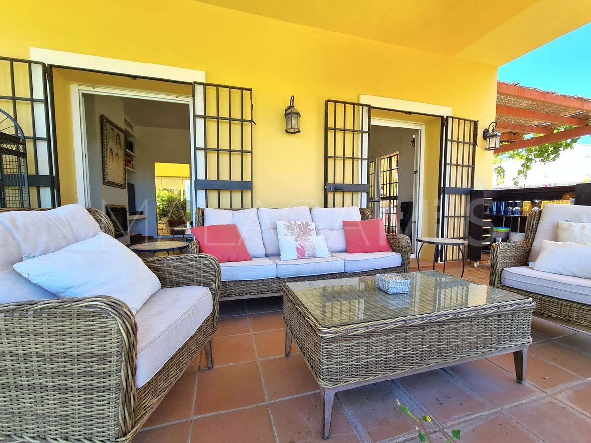 Buy casa with 3 bedrooms in La Duquesa Golf