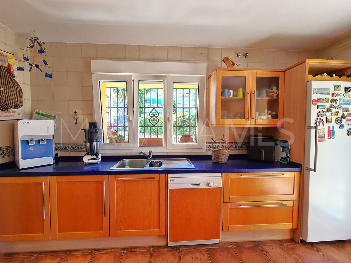 Buy casa with 3 bedrooms in La Duquesa Golf