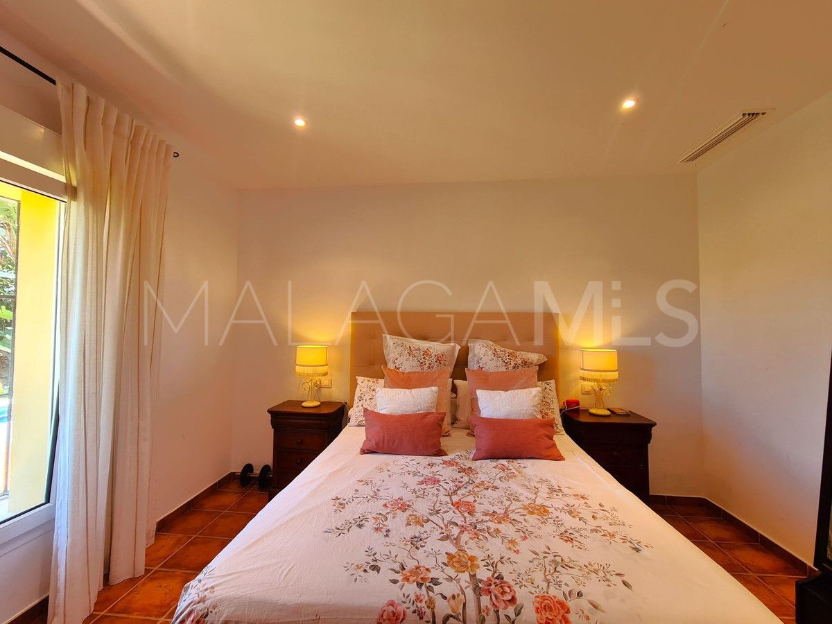 Buy casa with 3 bedrooms in La Duquesa Golf