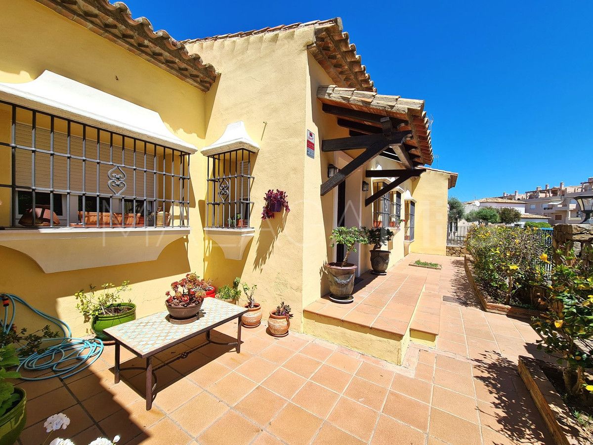 Buy casa with 3 bedrooms in La Duquesa Golf