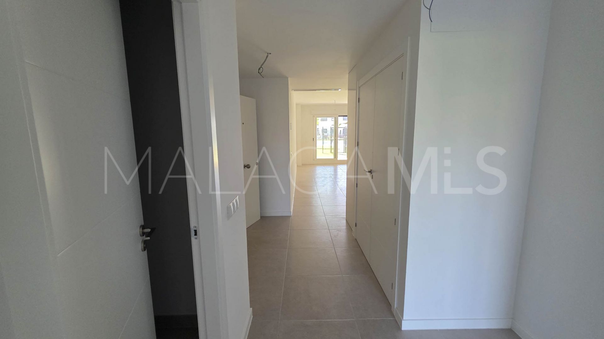 Erdgeschosswohnung for sale in Estepona