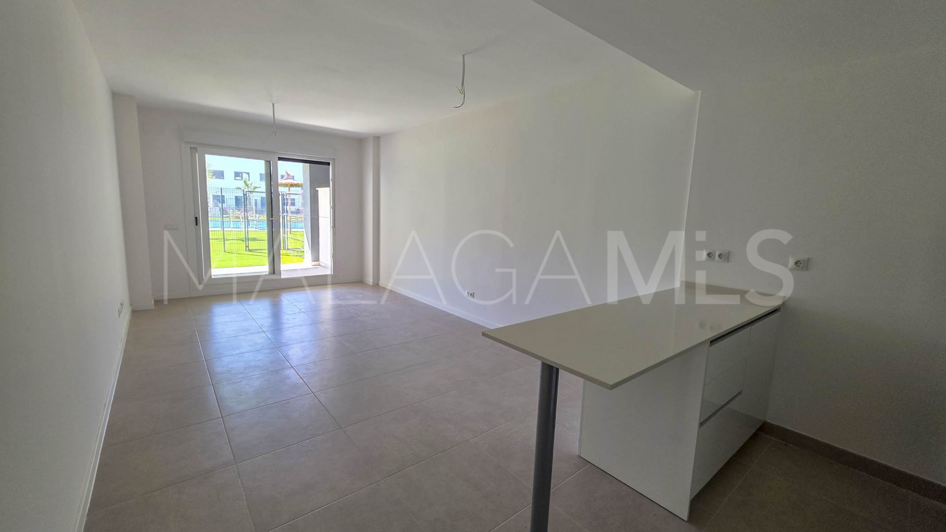 Erdgeschosswohnung for sale in Estepona